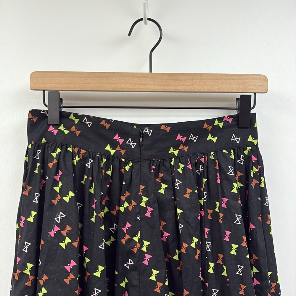 Trashy Diva Bow Graphic '50s Pleated A-Line Skirt Novelty Print Preppy Black 8 - Picture 5 of 8
